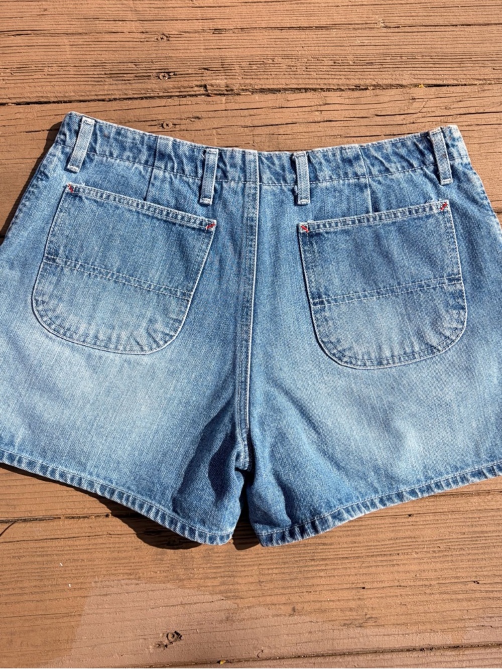 Vintage 2000’s Y2K medium light wash Polo Ralph Lauren mid-rise Jean shorts - Picture 6 of 6